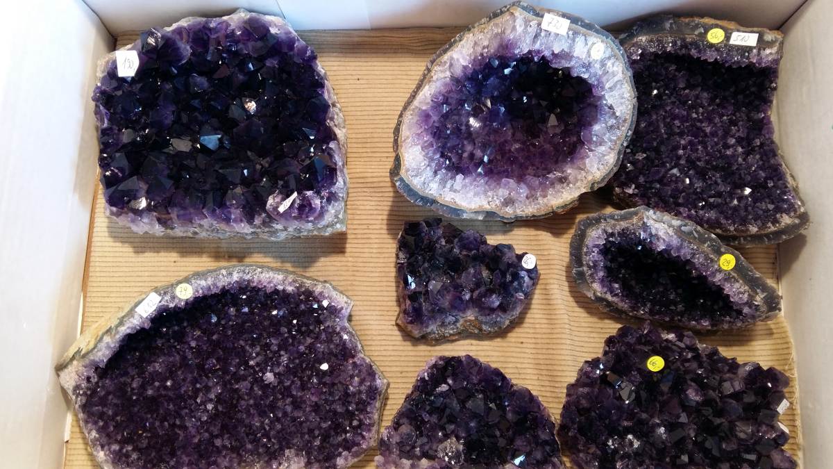 Heilsteine kaufen – Dein Weg zu mehr Energie und Harmonie bei CrystalScents